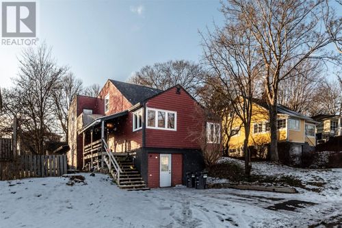 7 Appledore Pl, St. John's, NL, A1B2W8 | Card Image