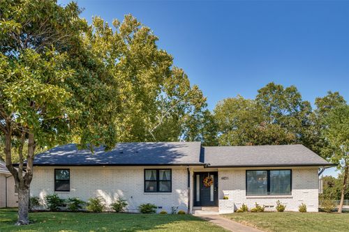 6851 Whitehill St, Dallas, TX, 75231-8121 | Card Image