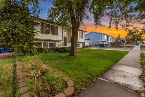 5745 W Lodestone Ave, Kearns, UT, 84118-7906 | Card Image