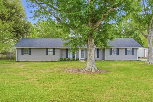 328 Tara Dr, Sulphur, LA, 70665-7498 | Card Image