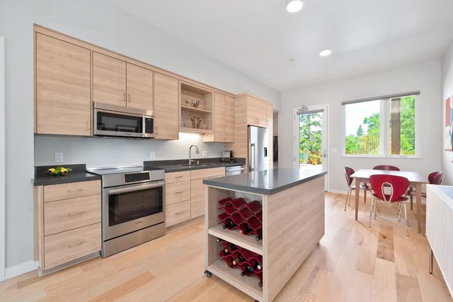 UNIT-210 - 330 G St, Condo with 2 bedrooms, 2 bathrooms and null parking in West Sacramento CA | Image 23