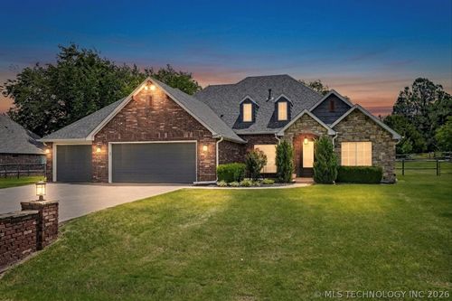 14875 N 148th East Ave, Collinsville, OK, 74021-6832 | Card Image