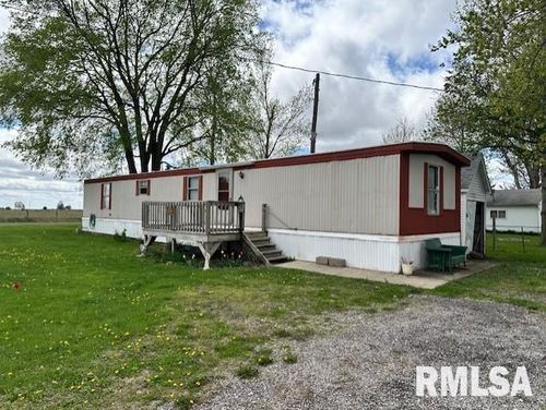 102 Smithland St, Murrayville, IL, 62668-8167 | Card Image