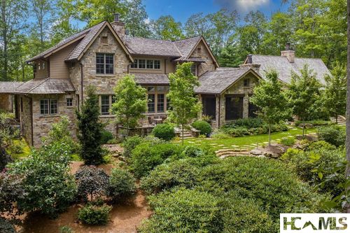 2071 High Mountain Dr, Cashiers, NC, 28717 | Card Image