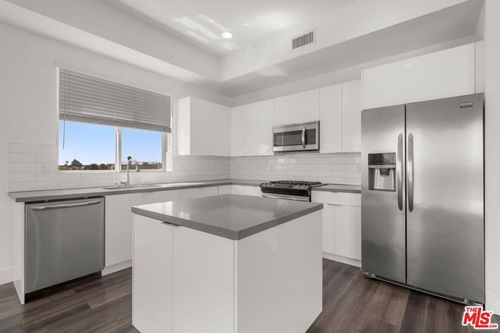 301-1215 S Bedford St, Los Angeles, CA, 90035-2343 | Card Image