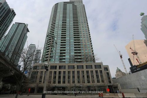915-18 Yonge Street, Toronto, ON, M5E1Z8 | Card Image