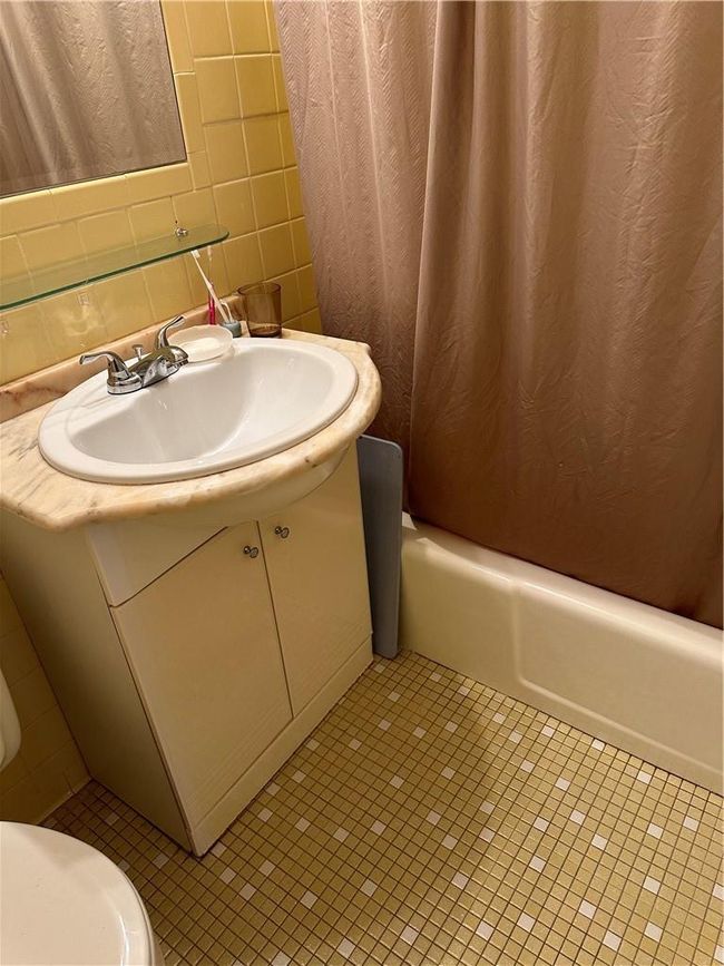 APT-4M - 1 Consulate Dr, Condo with 0 bedrooms, 1 bathrooms and null parking in Tuckahoe NY | Image 18