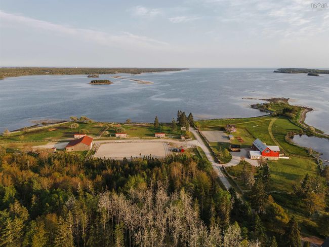 168 Stevens Rd, House other with 4 bedrooms, 5 bathrooms and 2 parking in Lockeport NS | Image 5
