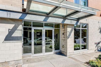 210 - 131 Holland Ave, Condo with 2 bedrooms, 2 bathrooms and 1 parking in Ottawa ON | Image 2