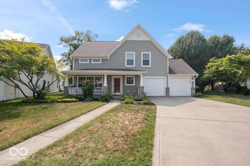 5123 Brookstone Ct, Indianapolis, IN, 46268-5422 | Card Image
