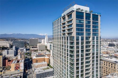 1202-400 S Broadway, Los Angeles, CA, 90015-2108 | Card Image