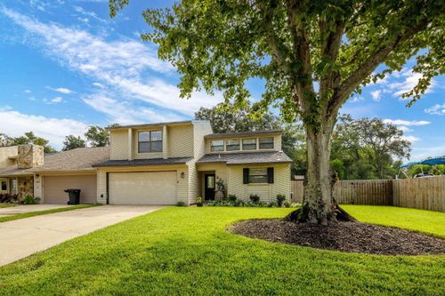 221 Thomas Ct Nw, Fort Walton Beach, FL, 32548-4100 | Card Image