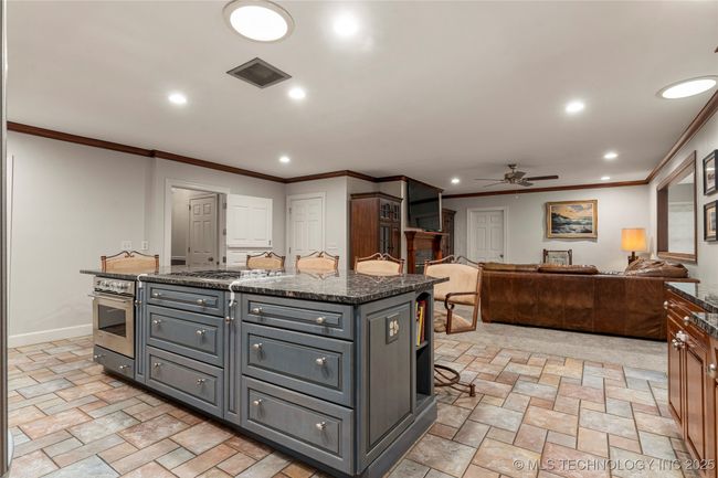 3855 Utica Ave, House other with 5 bedrooms, 5 bathrooms and null parking in Tulsa OK | Image 14