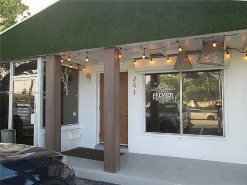 241 E Commercial Blvd, Fort Lauderdale, FL, 33334-1625 | Card Image