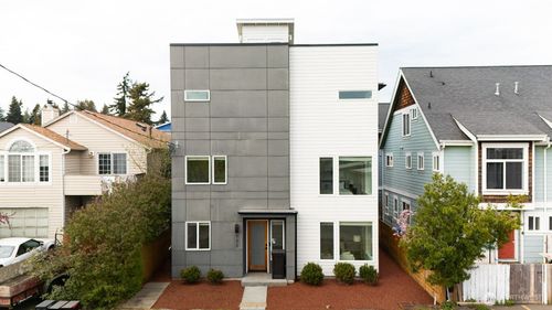 522 N 104th St, Seattle, WA, 98133-9208 | Card Image