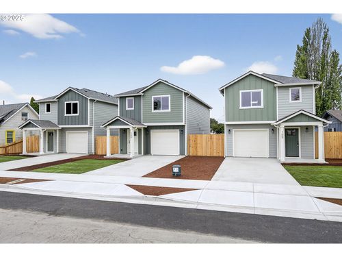 709 S 9th Ave, Kelso, WA, 98626-2923 | Card Image