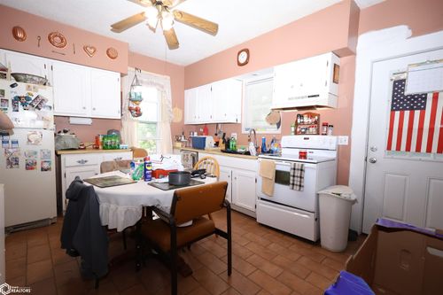 402 3rd Street, Melbourne, IA, 50162 | Card Image
