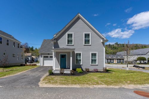 19 Woodmans Ln, Peterborough, NH, 03458-2016 | Card Image