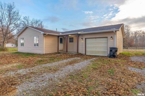 18662 Liberty School Rd, Thompsonville, IL, 62890-4300 | Card Image