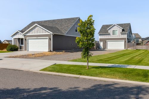 2133 Stewart Loop, Bozeman, MT, 59718-5529 | Card Image
