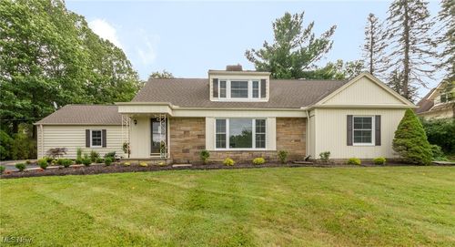 29626 Gates Mills Blvd, Pepper Pike, OH, 44124-4645 | Card Image