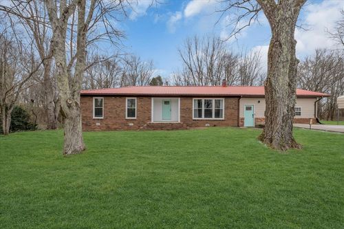 399 Rosewood Ln, Smithville, TN, 37166-6092 | Card Image