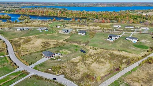 244 Mann Dr, Kingston, ON, K7L0G2 | Card Image