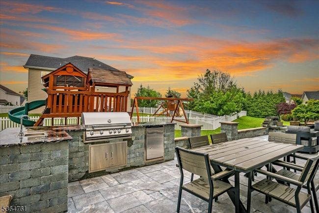 21 Dahlia Ct, House other with 4 bedrooms, 4 bathrooms and null parking in Piscataway NJ | Image 42