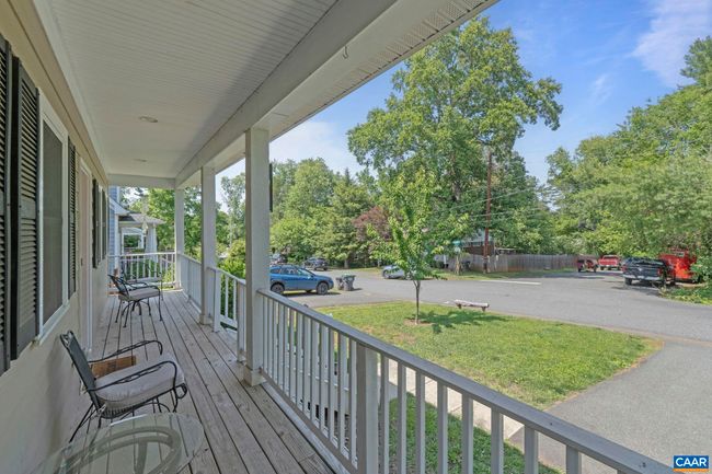 1012 Locust Ln, House other with 3 bedrooms, 3 bathrooms and null parking in CHARLOTTESVILLE VA | Image 4