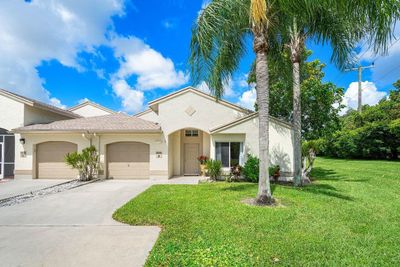 B - 9859 Boca Gardens Circle, Home with 3 bedrooms, 2 bathrooms and null parking in Boca Raton FL | Image 1