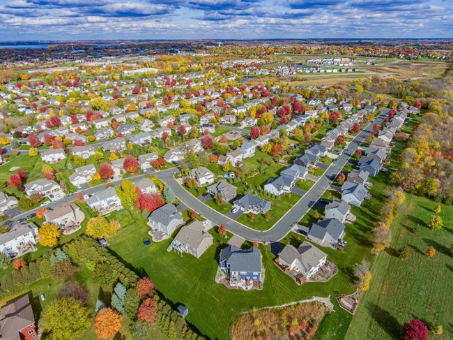 1216 S Windmill Crk, House other with 5 bedrooms, 4 bathrooms and null parking in Waconia MN | Image 74
