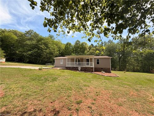289 Twelve Oaks Dr, Linwood, NC, 27299-9019 | Card Image