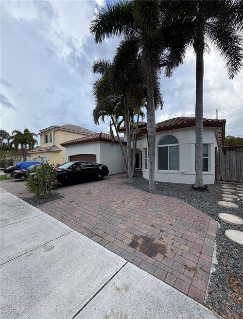 1860 Se 18th Ter, Homestead, FL, 33035-1991 | Card Image
