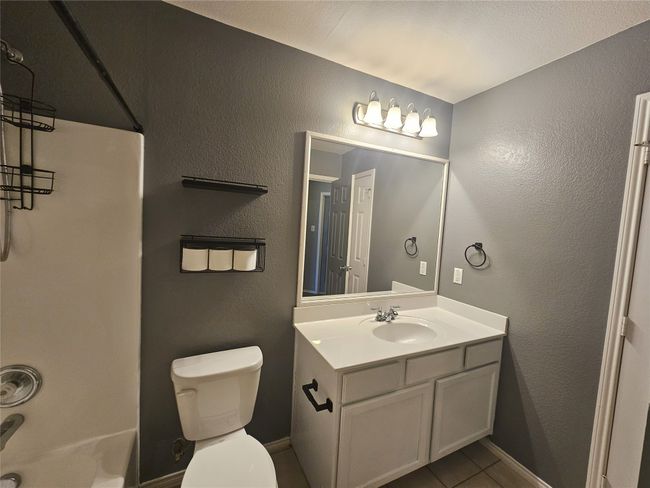 2nd bath | Image 16