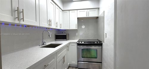 apt-14-2901 Polk St, Hollywood, FL, 33020-4247 | Card Image