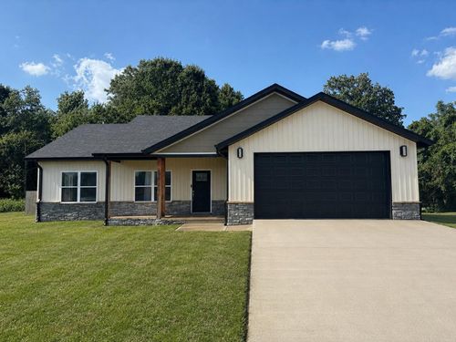 104 Haylee Cir, Monett, MO, 65708-9511 | Card Image