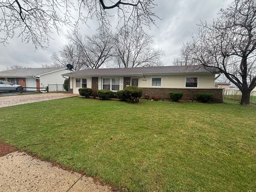7994 Kensington Ln, Hanover Park, IL, 60133-2510 | Card Image