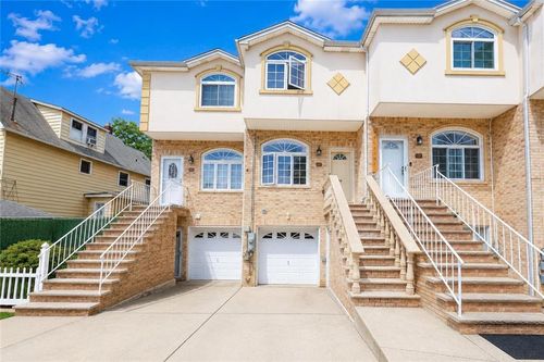 174 Blackford Avenue, Staten Island, NY, 10302 | Card Image