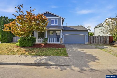 2523 Concord St, Woodburn, OR, 97071-7603 | Card Image