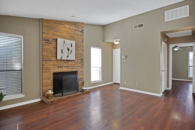 APT-1824 - 1109 Calico Ln, Condo with 1 bedrooms, 1 bathrooms and null parking in Arlington TX | Image 4