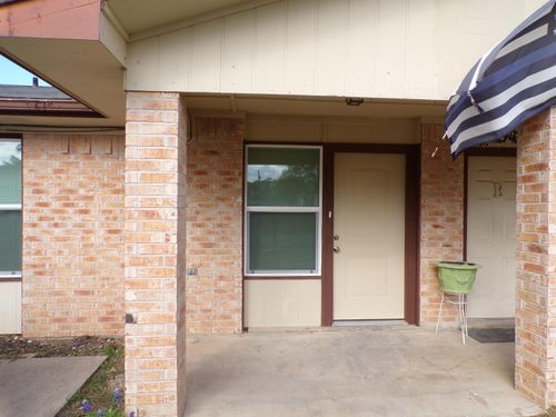 1904 Ridgeview, Kingsland, TX, 78639-3714 | Card Image