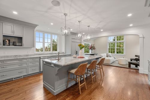 23-23 Pine Summit Cir, Weston, MA, 02493-1196 | Card Image