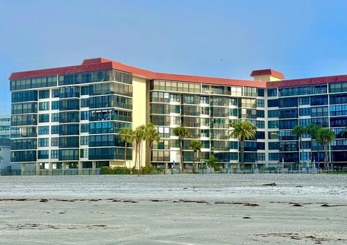 apt-105-18304 Gulf Blvd, REDINGTON SHORES, FL, 33708-1052 | Card Image