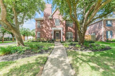 1202 Fairgate Drive, House other with 4 bedrooms, 3 bathrooms and null parking in Houston TX | Image 1