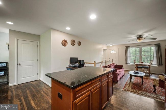 142 Riley Ct, House other with 3 bedrooms, 3 bathrooms and null parking in FRONT ROYAL VA | Image 7
