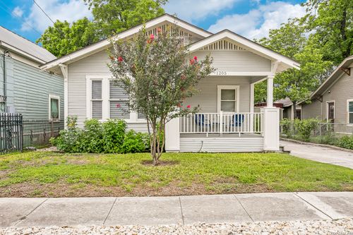 1205 Burnet St, San Antonio, TX, 78202-2416 | Card Image
