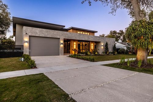 549 Ne 95th St, Miami Shores, FL, 33138-2731 | Card Image