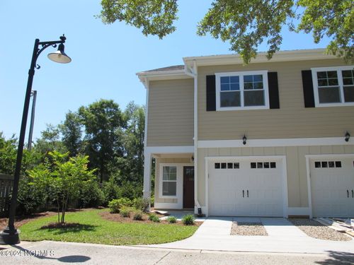 1214 Inman Park Ln, Wilmington, NC, 28403-7067 | Card Image