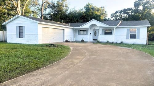 3 Carriage Hill Cir, CASSELBERRY, FL, 32707-4946 | Card Image