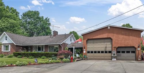 2102 Darlington Rd, Beaver Falls, PA, 15010-1353 | Card Image